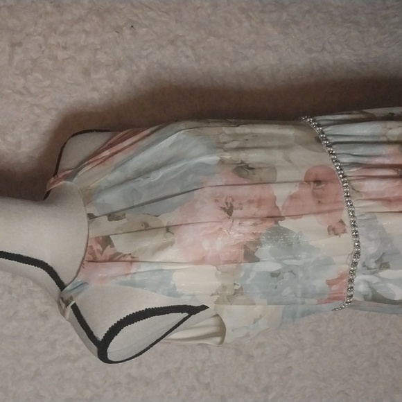 Butter Yellow Print Chiffon Sheath Beaded Waist Pastel Maxi Floral Evening Dress - Picture 5 of 9